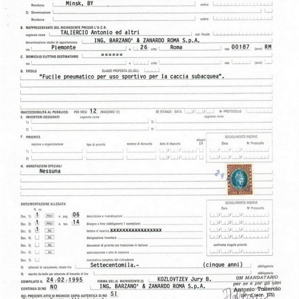 Fucile pneumatico per uso sportivo per la caccia subacquea